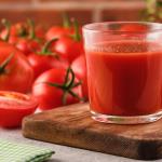 Was passiert, wenn Sie zum Frühstück Tomatensaft trinken?